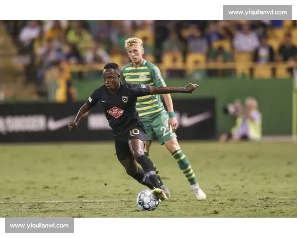 高清足球赛事直播APP下载指南畅享全球赛场精彩即时比分数据分析权威解说 - 副本 - 副本 (83) - 副本 - 副本 - 副本 - 副本 - 副本