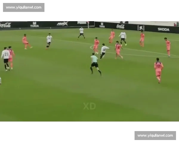 最新国际足球赛事战报：顶级球队激烈对决精彩瞬观